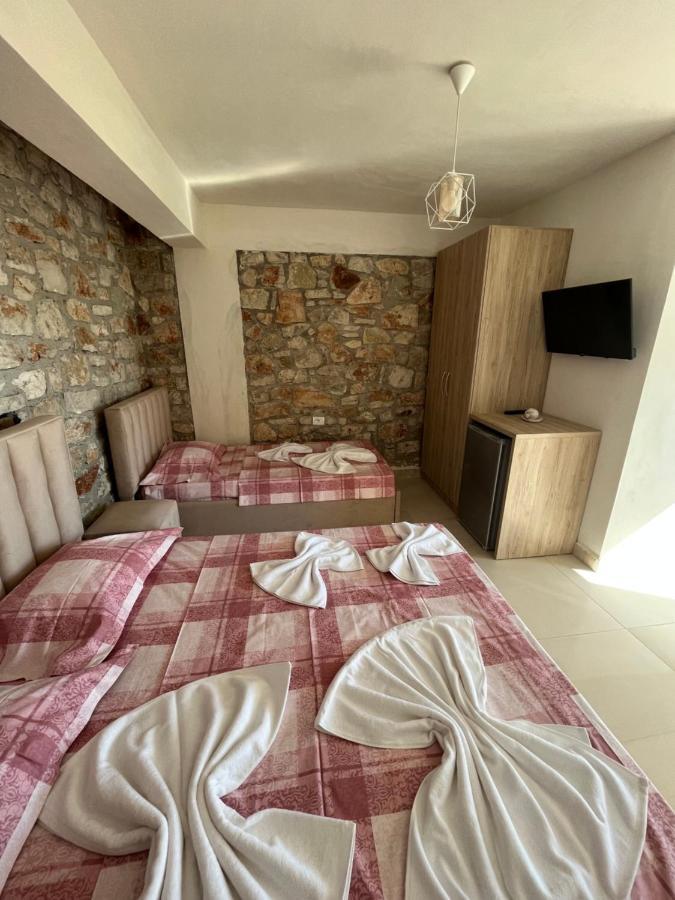 Noah'S Home Himara Kültér fotó